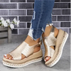 Sandalias con plateau a la moda para las mujeres