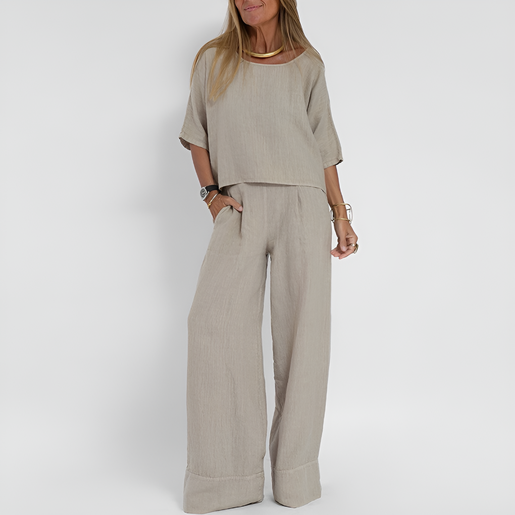 Women’s Relaxed Fit Two Piece Set