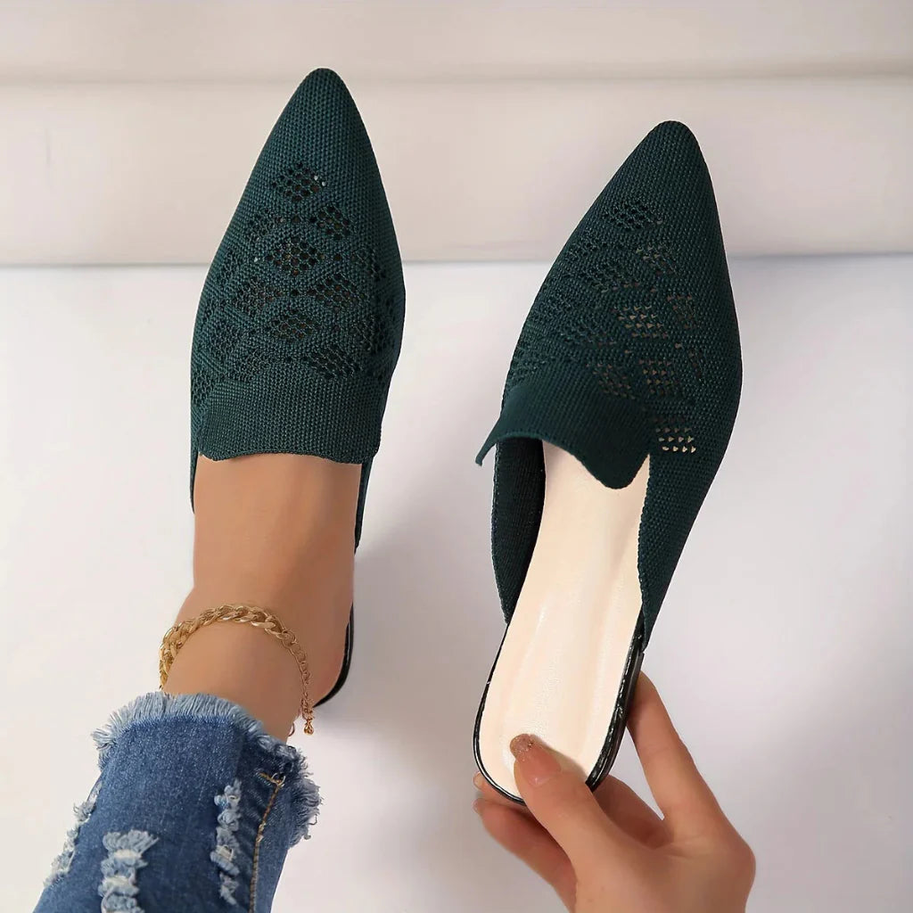 Flat knitted slip-on shoes for women