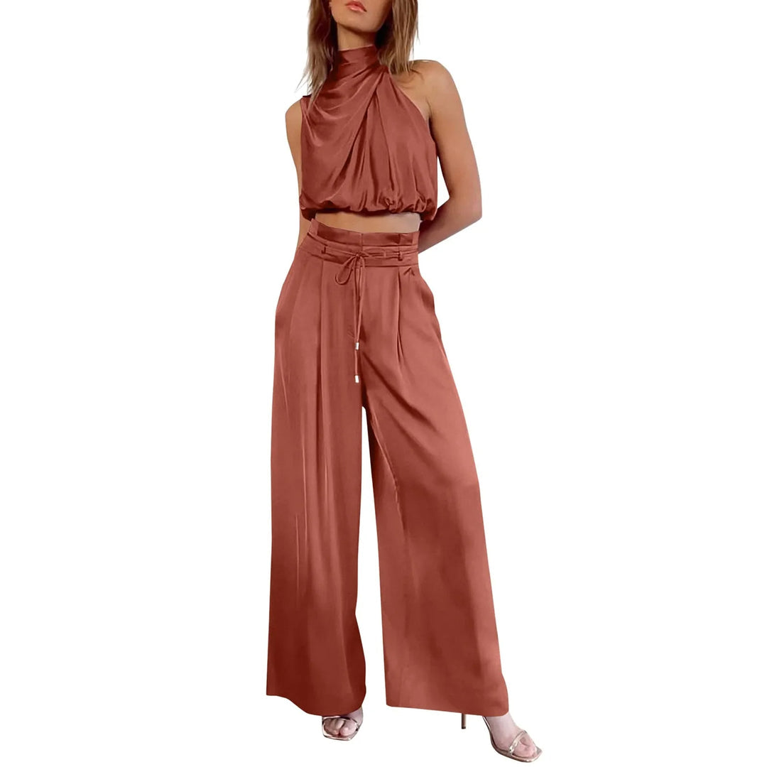 Set estivo a due pezzi con top corto e pantaloni a gamba larga