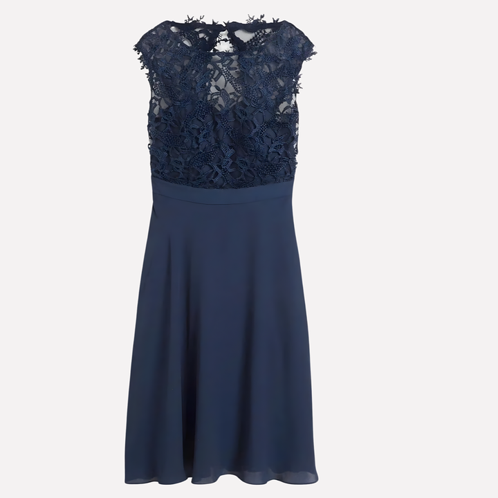 Mini vestido de mujer con encaje