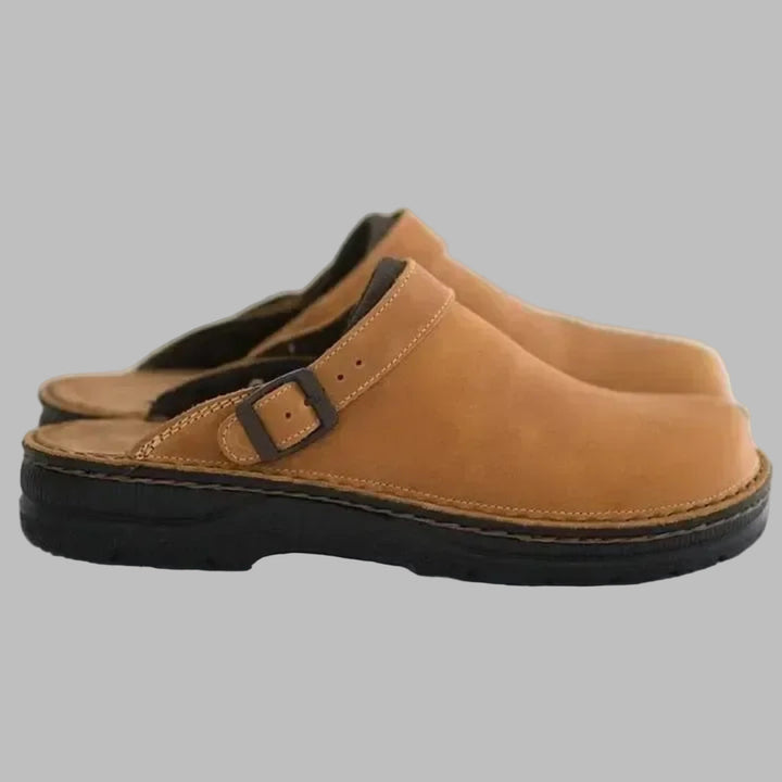 Men's slip-on clogs