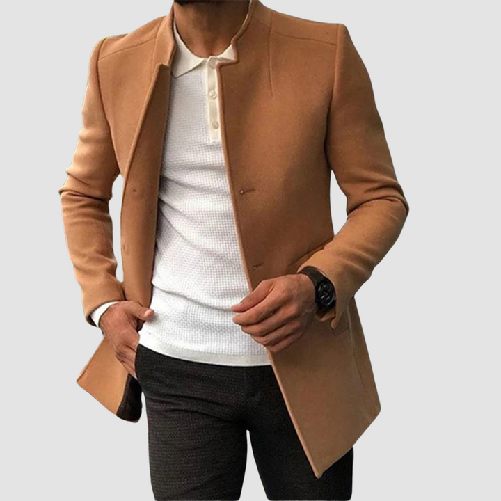 Cappotto lungo classico da uomo: eleganza senza tempo per ogni stagione