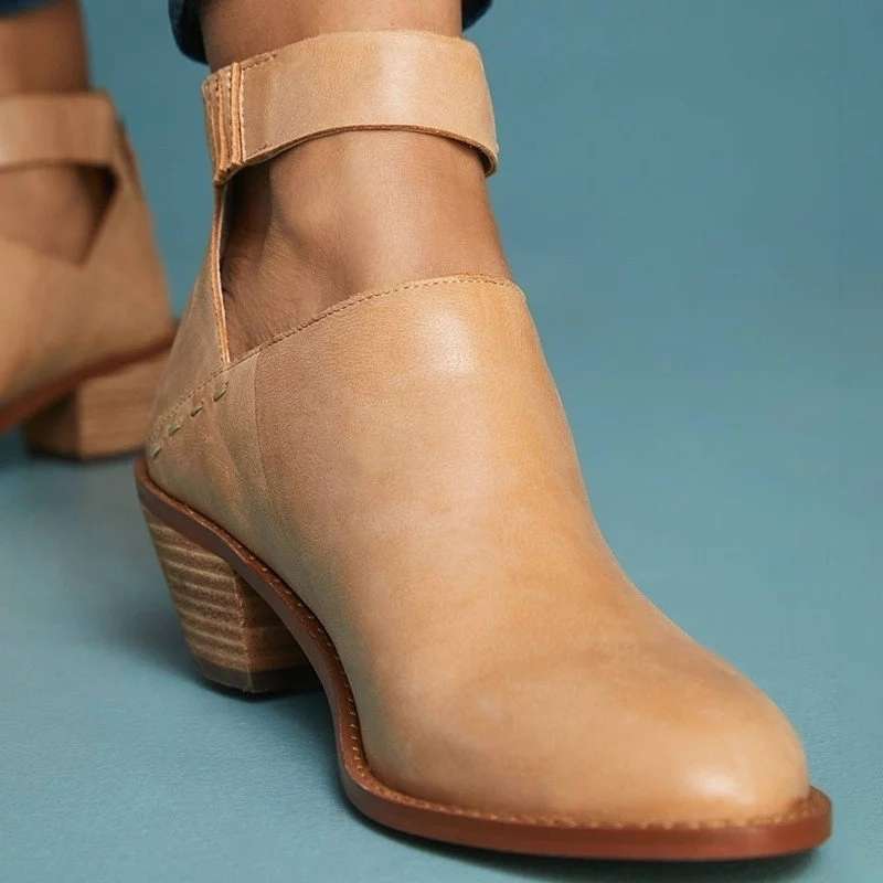 Scarpe da donna progettate per garantire l’equilibrio