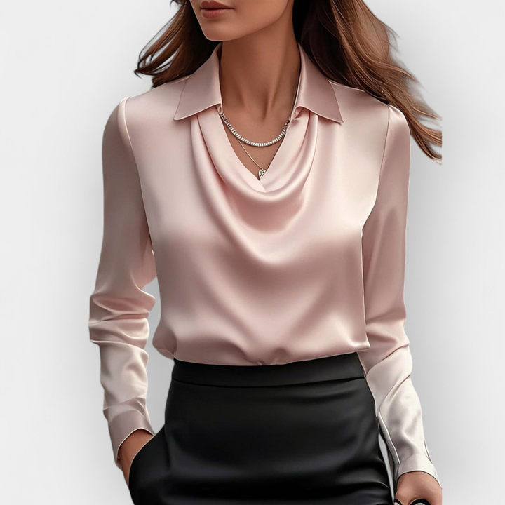 Elegante camicia in raso con colletto a cascata