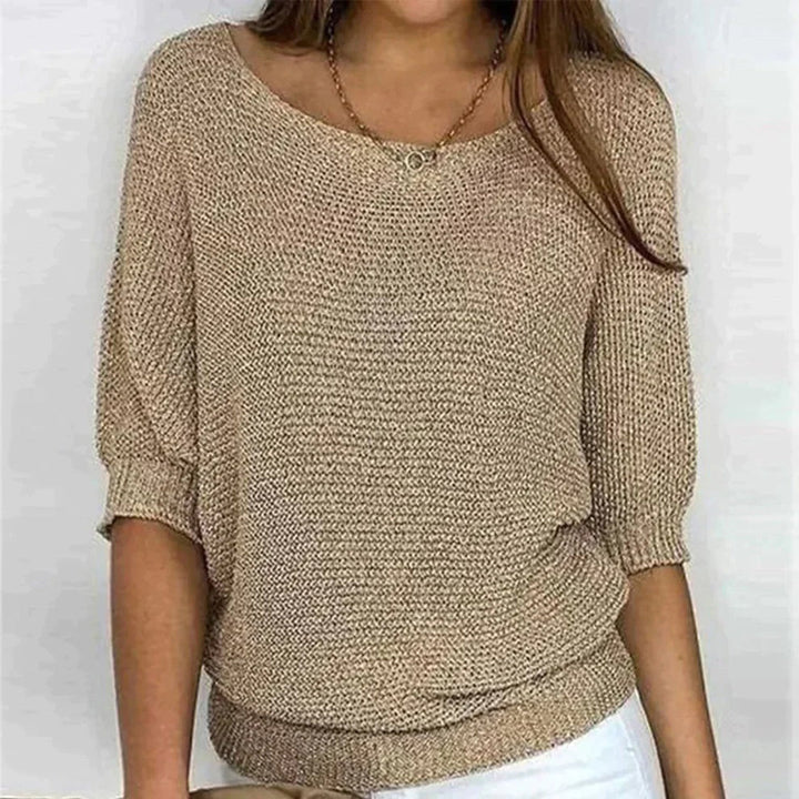 Maglione oversize da donna, tinta unita e casual: semplicità avvolgente per uno stile quotidiano disinvolto