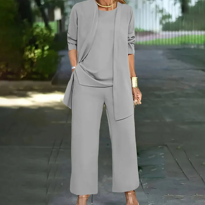 Elegant three-piece suit for women