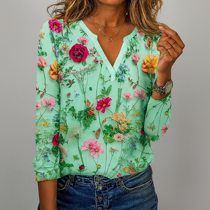 Casual blouse with floral print