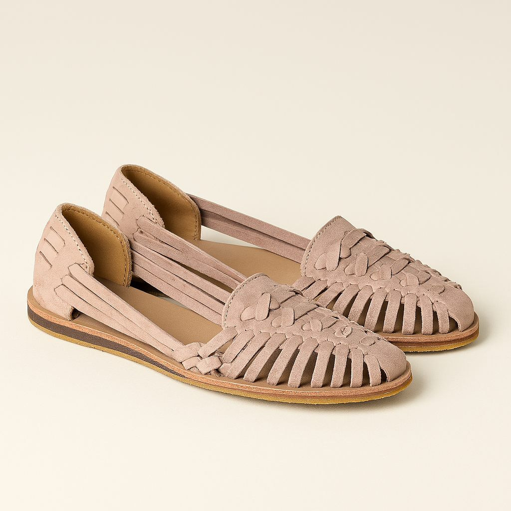 Sandalias mujer con cinturón a punta cerrada