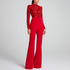 Tuta elegante con top in pizzo ricamato da donna