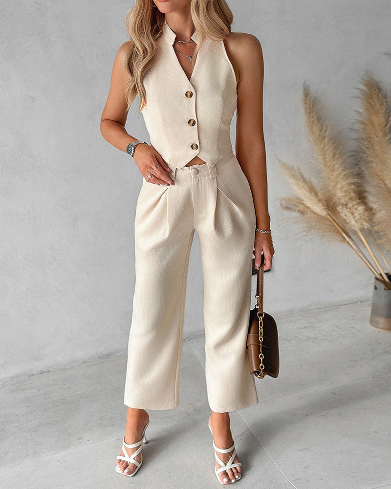 Vesta – Two-Piece Women's Set with Sleeveless Top and Trousers