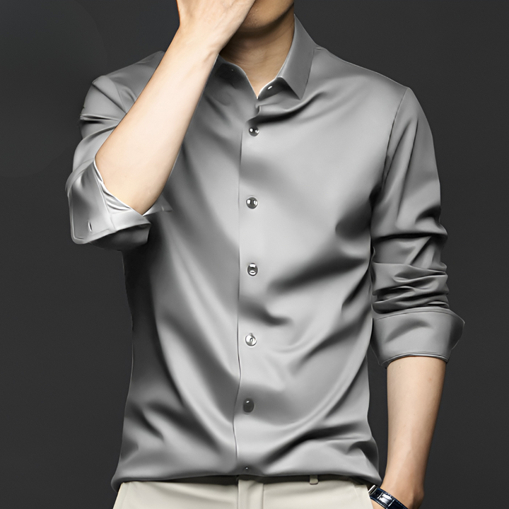 Camicia da uomo antipiega: elegante e di facile manutenzione
