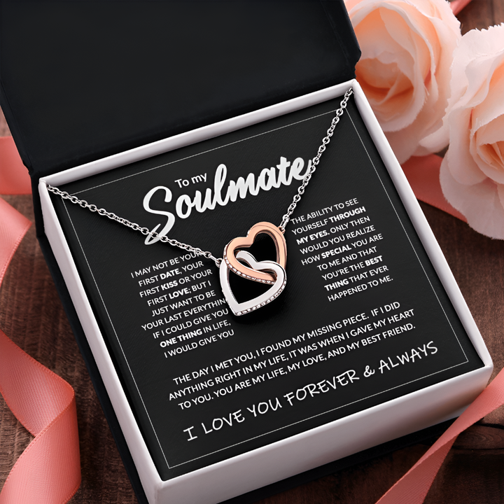 Necklace with double heart pendant for women