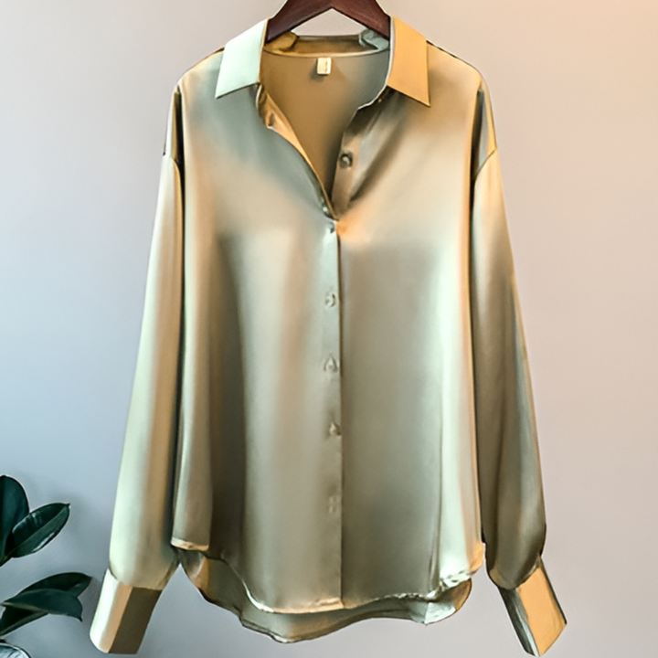 Elegant blouse in satin