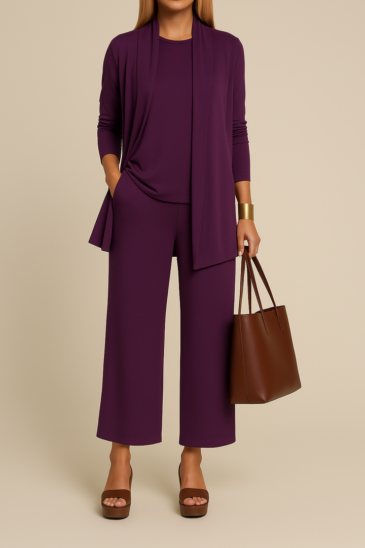 Elegante y refinado traje de tres piezas