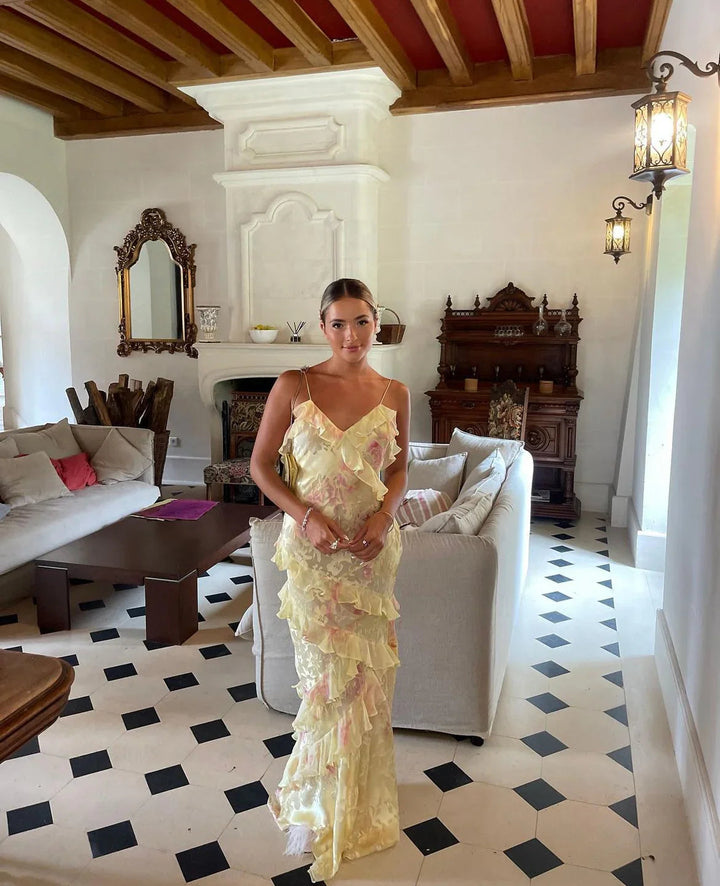 Long dress with ruffles for women