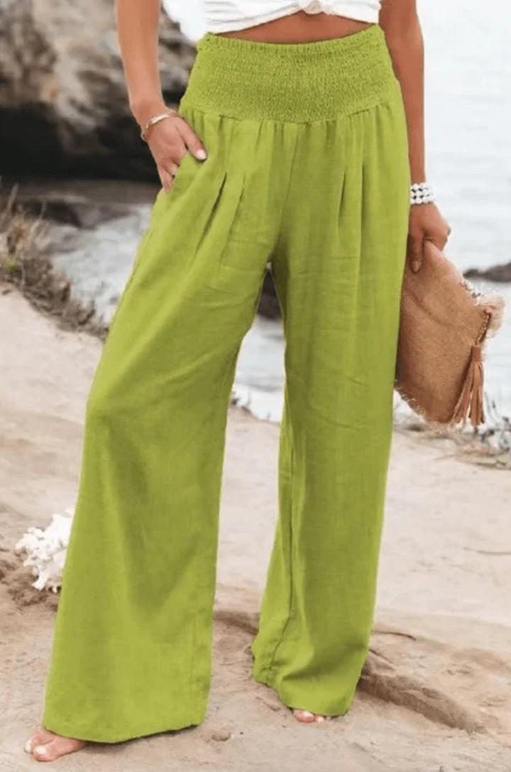 Elegant and stretchy wide-leg trousers for women