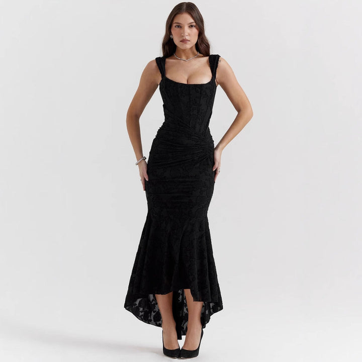 Vestido de noche de sirena en satén con cintura fruncida
