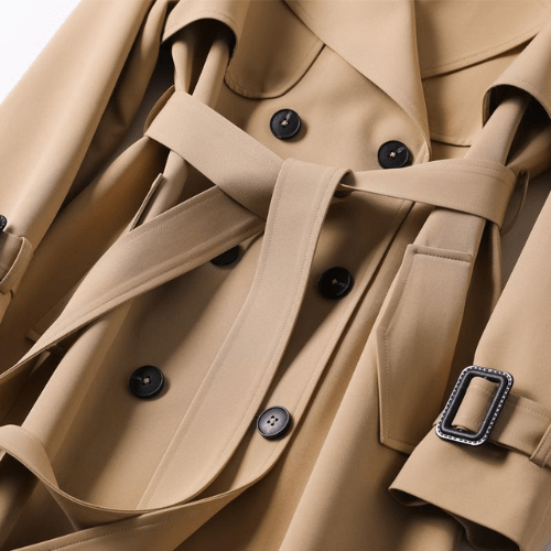 Trench vintage di tendenza per le donne