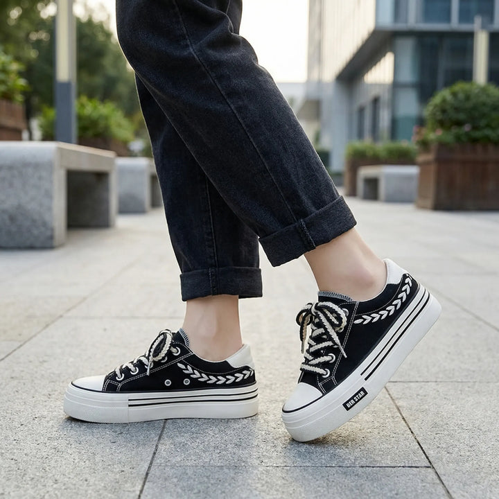 Platieva - Sneaker stringata con piattaforma spessa