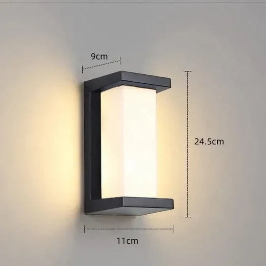 Wall lamp for outdoor use with LED