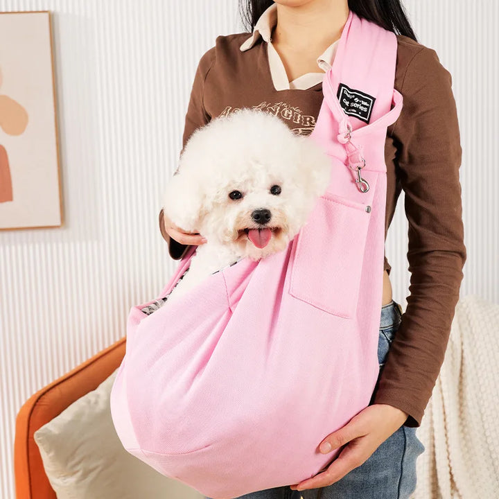 Portable bag for pets for a safe and elegant journey
