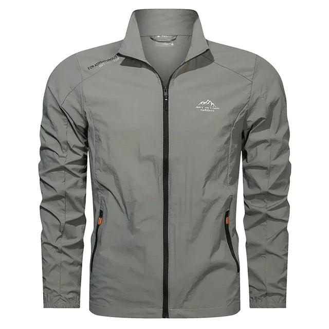 Lightweight windbreaker jacket for men Calloff