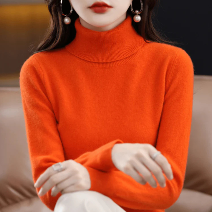 Fine-knit turtleneck sweater for women