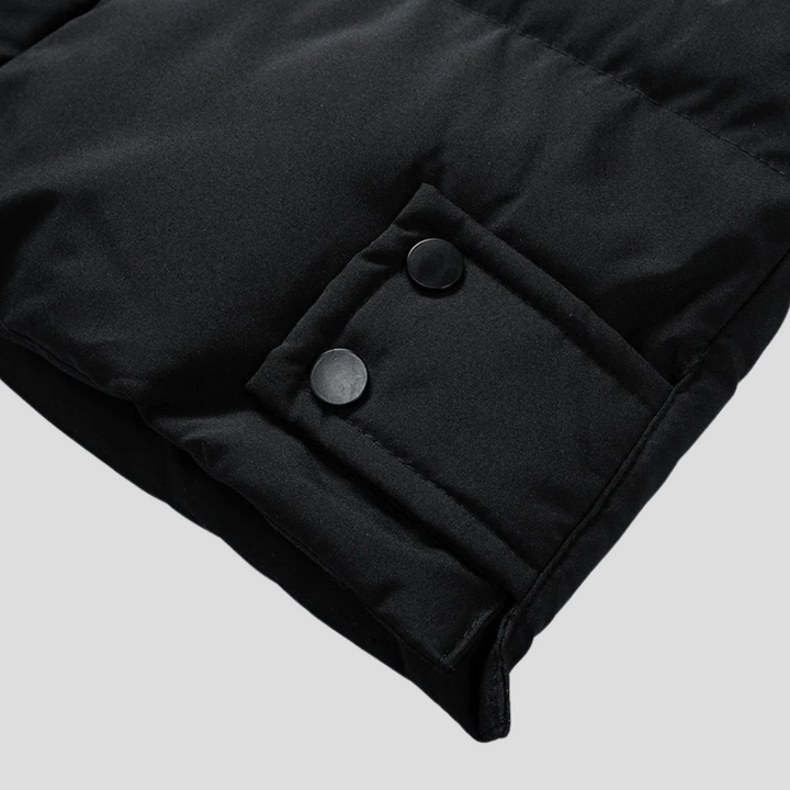 Parka da uomo: elegante scudo contro le intemperie