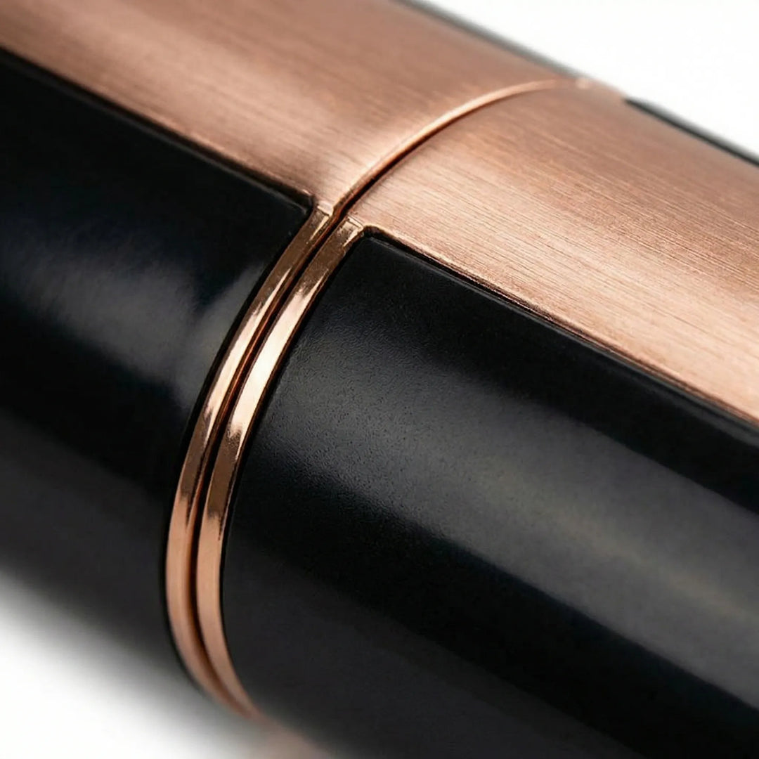 Veluxé - Rifinitore viso compatto formato rossetto