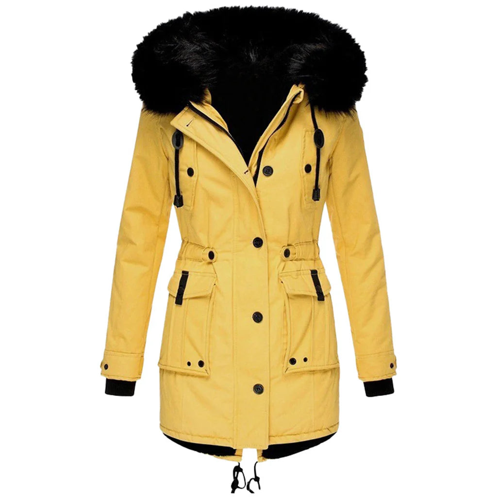 Cappotto invernale con cappuccio da donna: calore elegante per le giornate fredde
