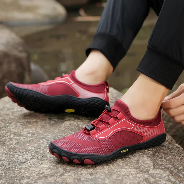 Breathable water shoes