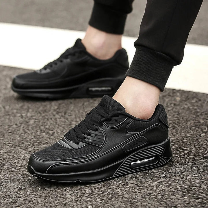 Sneakers da uomo con suola alta in pelle bianca