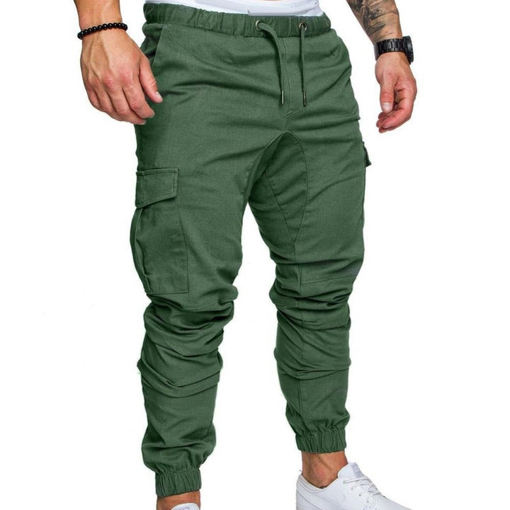 Men's Cargo Trousers: Style and Practicality for Every Occasion
