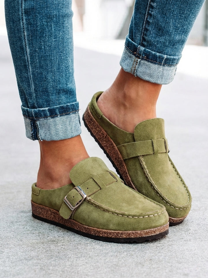 Mules piatte con fibbia retrò da donna