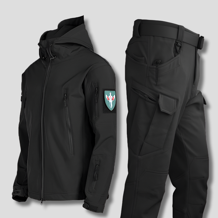 Completo outdoor da uomo – impermeabile e antivento