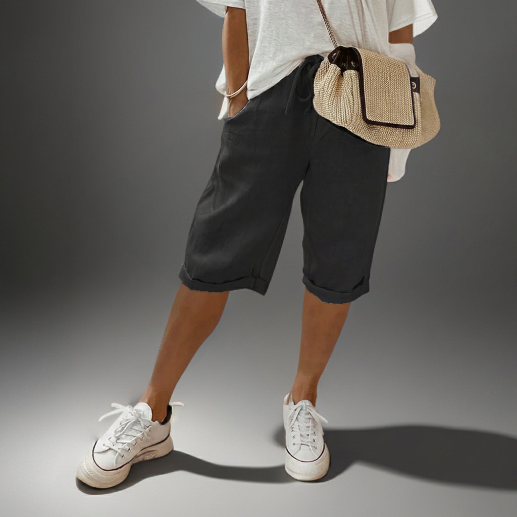 Pantaloni corti liberi con cordino