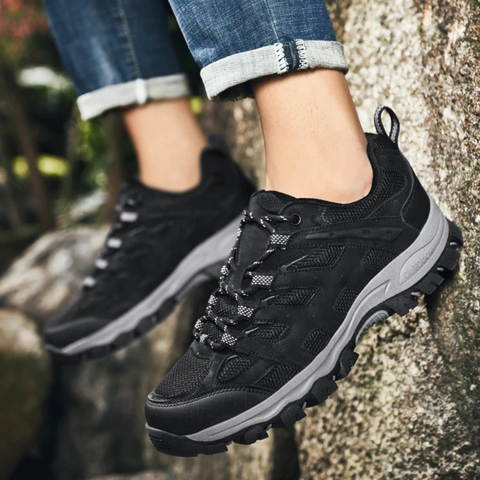 Hiking shoes for men