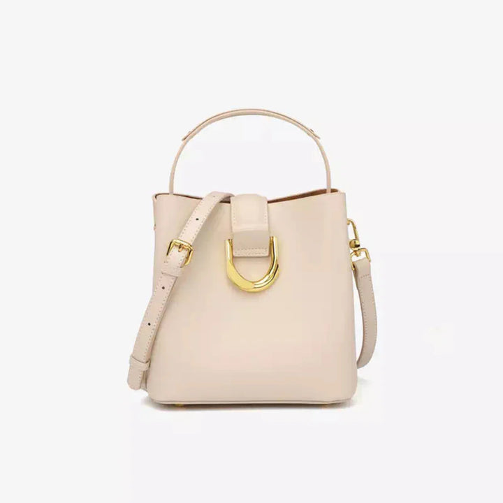 Bolso de mano elegante en piel de mujer