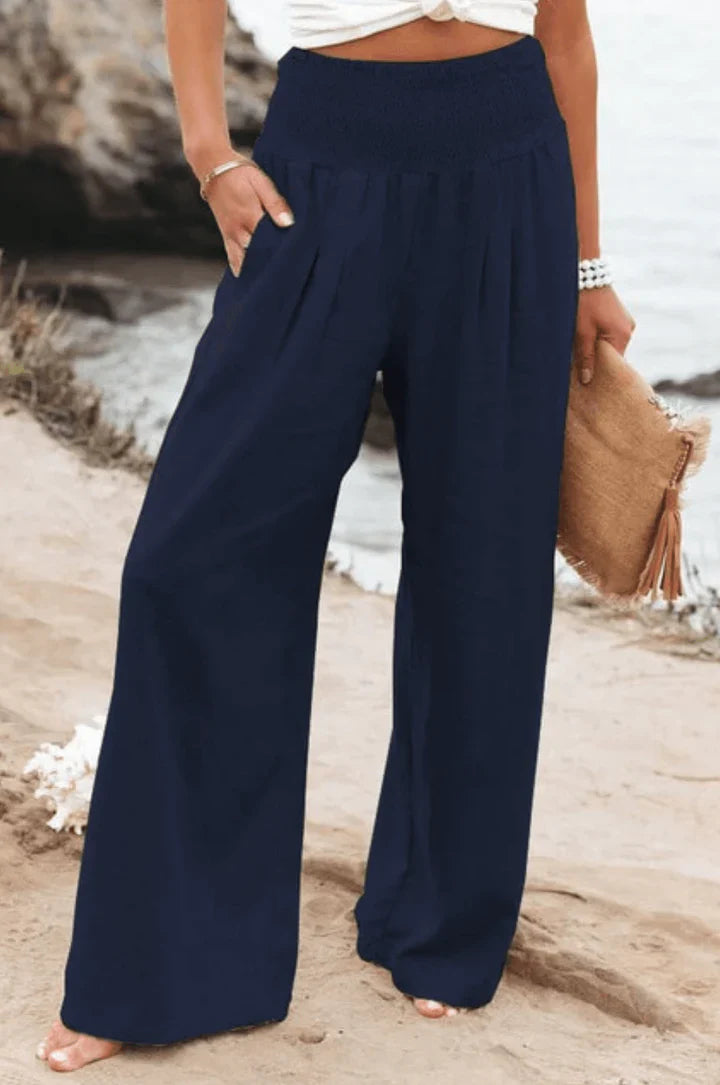 Elegant and stretchy wide-leg trousers for women
