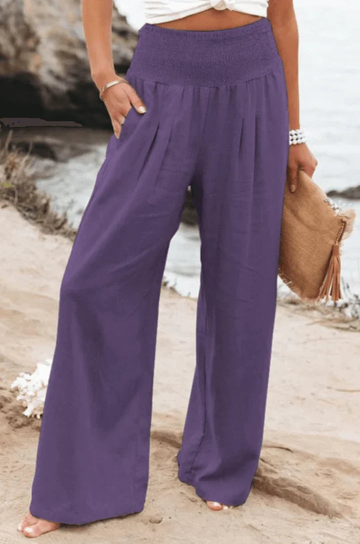 Elegant and stretchy wide-leg trousers for women