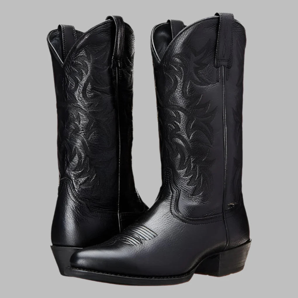 Fashionable cowboy boots for men