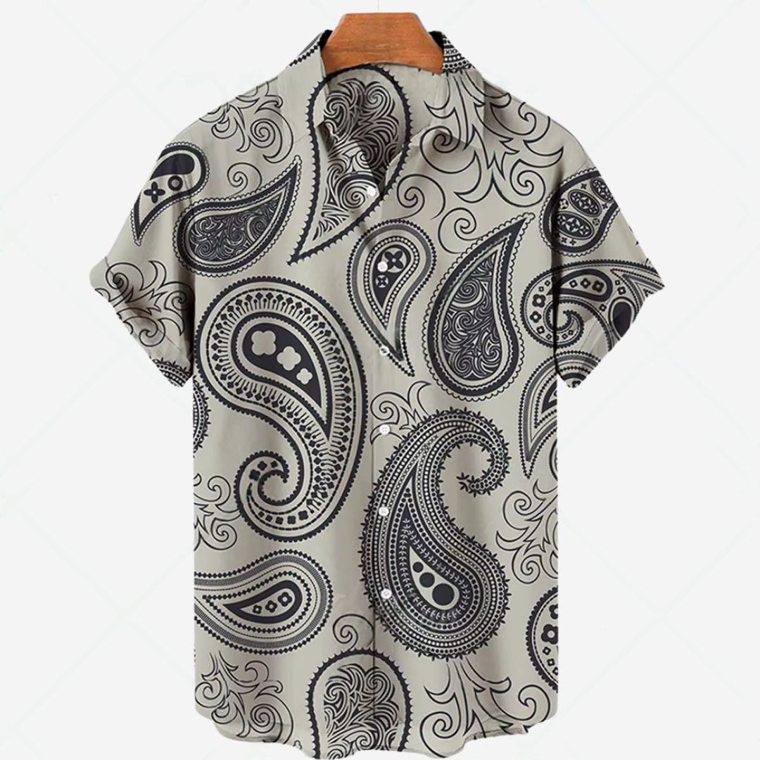 Camicia casual a maniche corte con stampa: uno stile disinvolto per ogni occasione