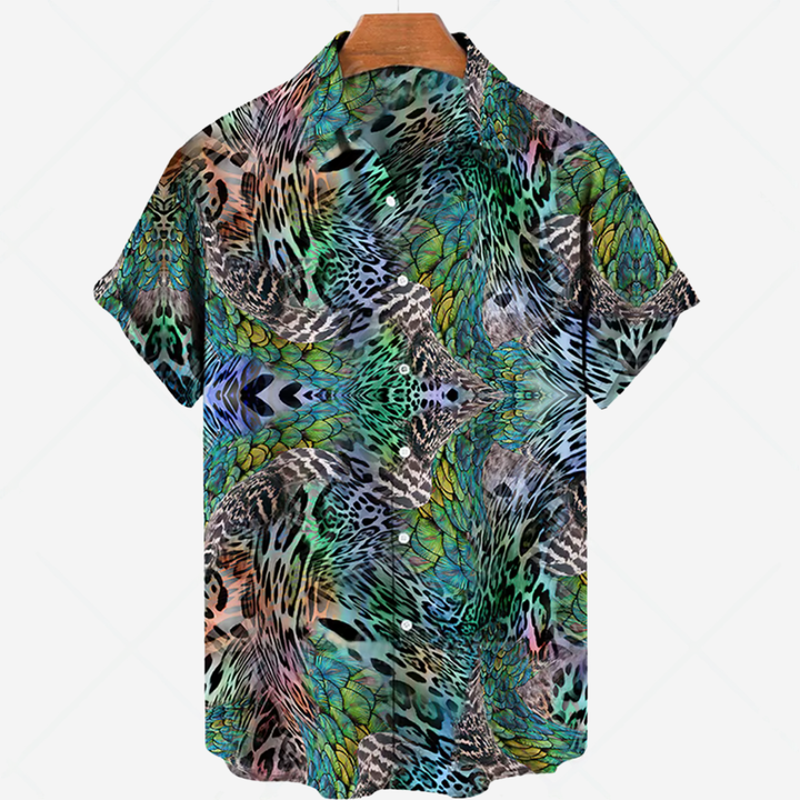 Camicia casual a maniche corte con stampa: uno stile disinvolto per ogni occasione