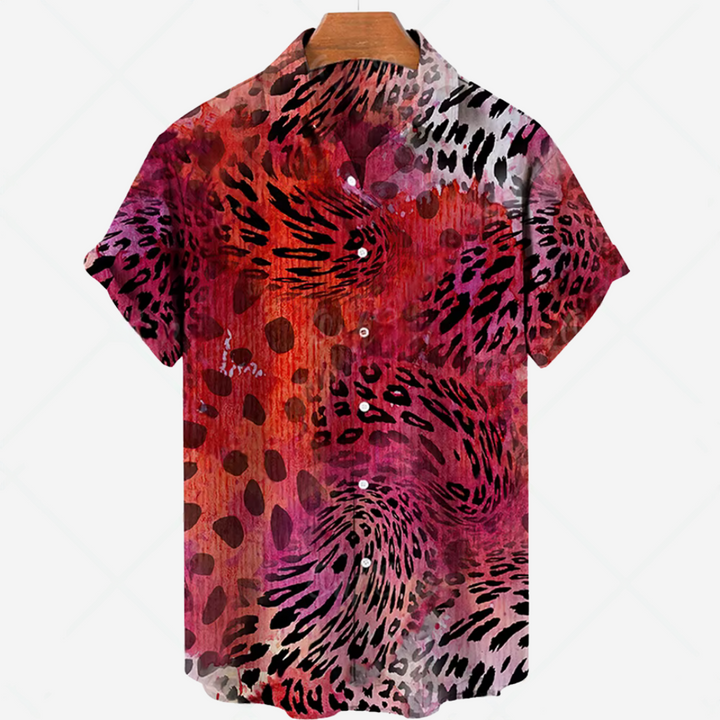 Camicia casual a maniche corte con stampa: uno stile disinvolto per ogni occasione