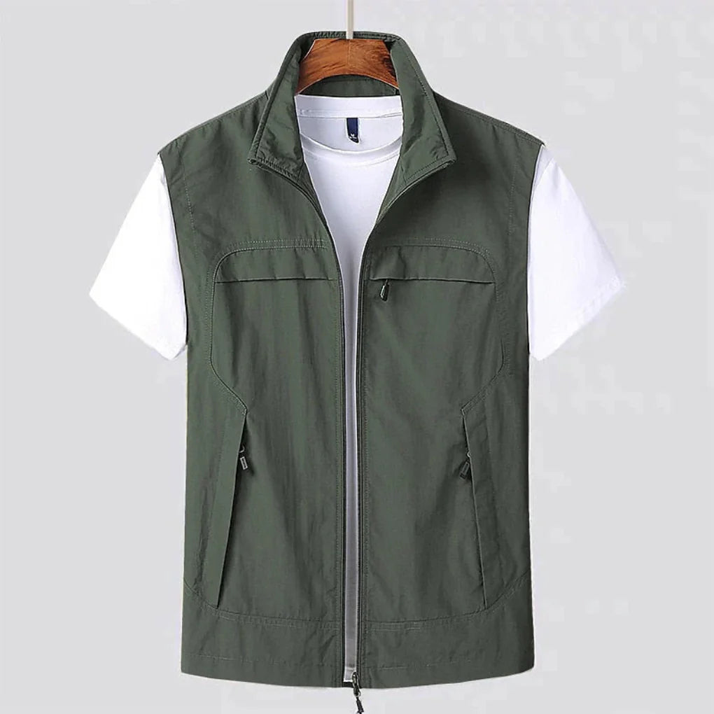 Gilet ad asciugatura rapida da uomo: design funzionale con stile attivo
